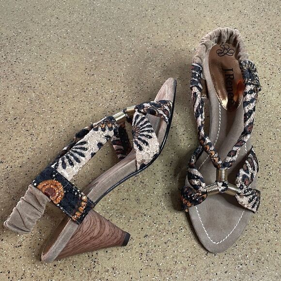 J.Renee "Yolanda" Fabric and Suede Wood Heel Sandals sz 8 - Picture 3 of 16